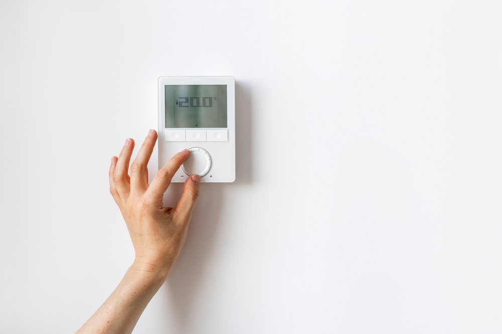 Cool vs Dry vs Auto: What Do Aircon Settings Really Mean?